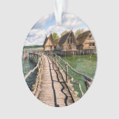 Eau | Maisons sur pilotis au-dessus de l'eau (devant)