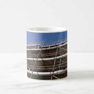 Échafaudage sur une tasse