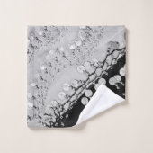 Écharpe de pièce noire et d'argent (Gant de toilette)