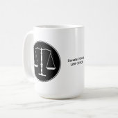 Échelles de tasse de justice (Devant gauche)