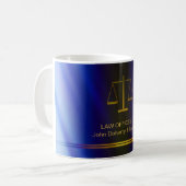 Échelles de tasse de justice (Devant gauche)