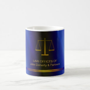 Échelles de tasse de justice