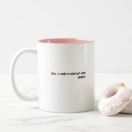 ECHT IS AANTREKKELIJKER -Funny Coffee Mok (Met donut)