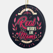 Echte helden zijn vrolijk kerstfeest keramisch ornament (Links)