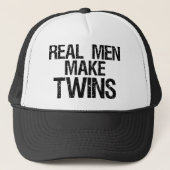 Echte Mannen maken tweelingen Trucker Pet (Voorkant)