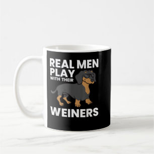Echte Mannen spelen met hun Weiners Funny Dachshun Koffiemok