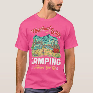 Echtgenoot en echtgenote Camping Partners voor het T-shirt