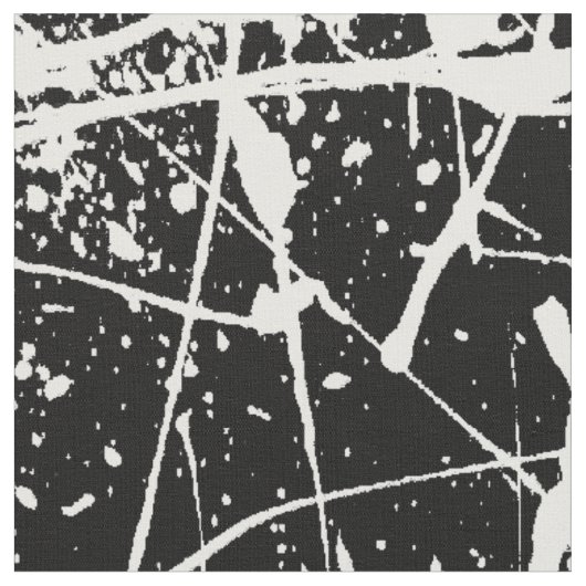 Éclaboussure blanche sur le tissu noir (Fermer)