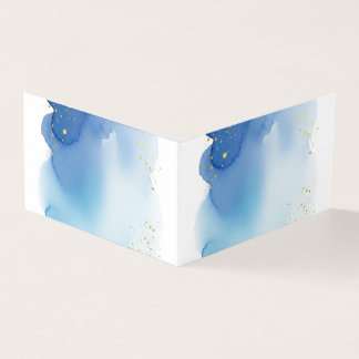 Éclaboussure d'aquarelle bleue avec points de pail