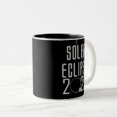 Éclipse solaire 2026 Mug (Devant droit)