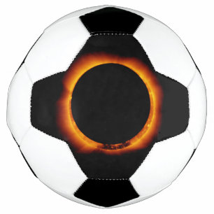 Éclipse solaire quasi totale