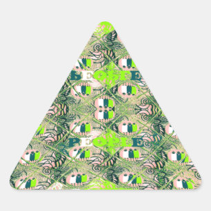 Eco Africa Motif – Natuur-geïnspireerde Afrikaanse Driehoek Sticker