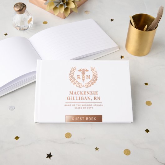 École de soins infirmiers de la RN personnalisée É (Recto ouvert)