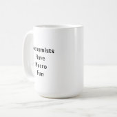 Economen hebben een macrofun koffiemok (Voorkant links)