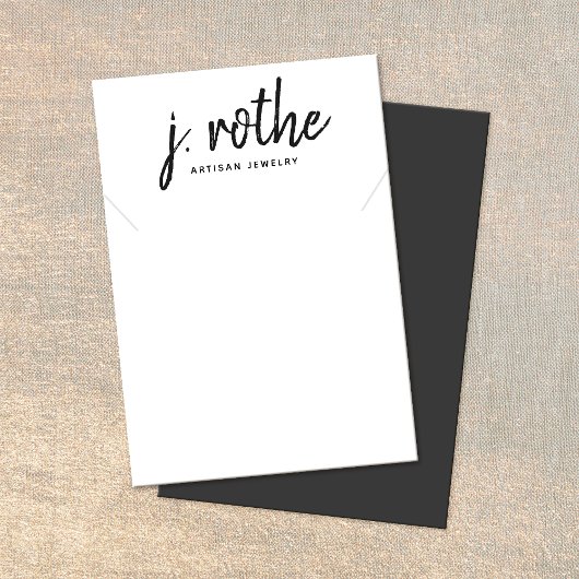 Écran de bijoux en collier blanc manuscrit