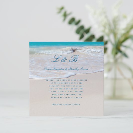 Écrit dans Sand Tropical Beach Wedding Invitation (Debout devant)