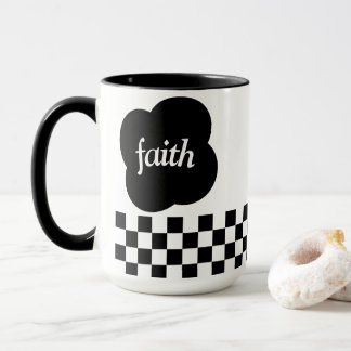 Écriture simple en noir et blanc Mug à deux tons