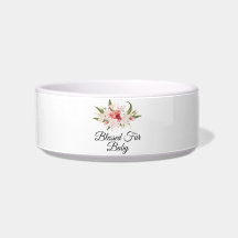 Bébé fourrure bénie avec bol de nourriture/eau à m