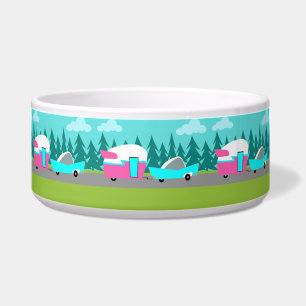 Écuelle Le rétro campeur/remorque et la voiture choient l