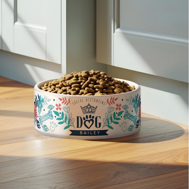 Écuelle Nom personnalisé Social Distancing Dog & Floral De (Custom Name Social Distancing Dog & Floral Design Bowl)