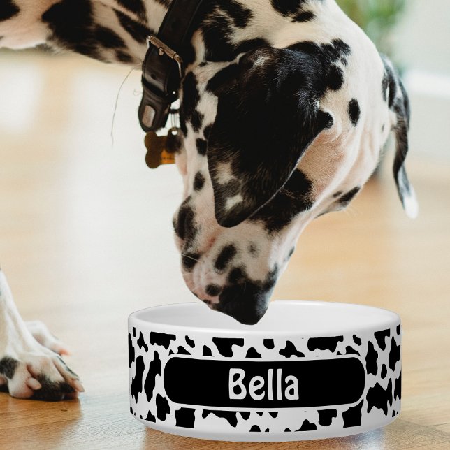 Écuelle Vache d'animal de ferme noir et blanc Imprimé (black and white cow print pet bowl with Dalmatian dog)