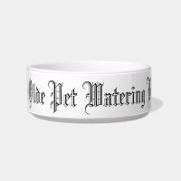 Ye Olde Pet Watering Bowl par Maureen Girard