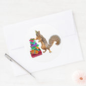 Écureuil avec cadeau d'anniversaire Sticker (Enveloppe)