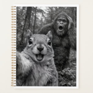 Écureuil Bigfoot Selfie Surpris