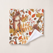 Écureuils d'automne et flore automnale sur le blan (Gant de toilette)
