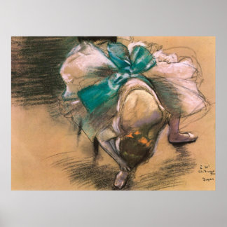 Edgar Degas Dancer die haar schoenribbons aan het Poster