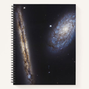 Edge-On Galaxy NGC 4302 & gekantelde Galaxy NGC 42 Notitieboek