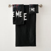 Edgy 'Bite Me' Design Rose gothique (En situation)