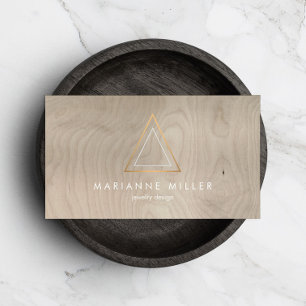Edgy Roos Gouden Driehoek Logo op Beige Wood Visitekaartje