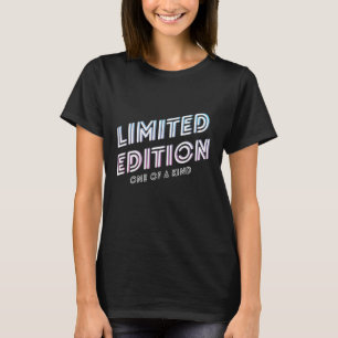 Édition Limitée - Un T-Shirt De Type