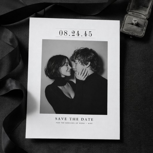 Éditorial Serif Photo Noir et Blanc Save the Date