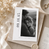 Éditorial Vertical Date Noir Blanc Save the Date