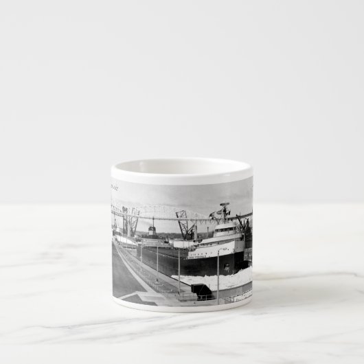 Edmund Fitzgerald Soo Locks expresso mug (Devant)