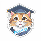 Edu-kat-ed! Kat die een Afstuderen Pet draagt Sticker (Voorkant)