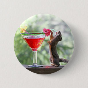 Eekhoorn Drink een cocktail bij Happy Hour Ronde Button 5,7 Cm
