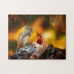 Eekhoorn herfst haalt voedsel voor de lange winter legpuzzel