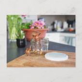 Eeltje met zijn hond in de keuken briefkaart (Voorkant)