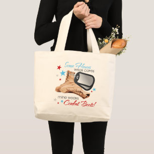 Een aantal helden Draag kapen, mijnenkruiwagens Grote Tote Bag