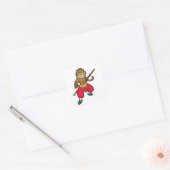 Een aap als Warrior met personeel en hoofdband Vierkante Sticker (Envelop)