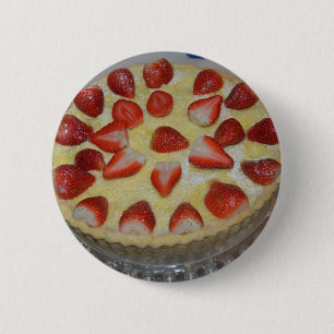 Een aardbeiencake ronde button 5,7 cm