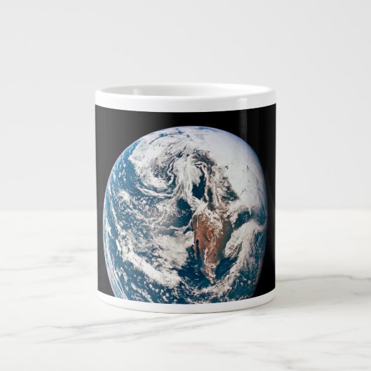 Een aarde van het Apollo 10 ruimteschip. Extra Grote Beker (Voorkant)