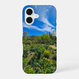 een adembenemend lentelandschap in de tuin iPhone 16 hoesje