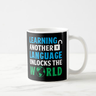 Een andere taal leren ontgrendelt de wereld koffiemok