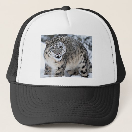 Een Angry Snow Leopard Trucker Pet (Voorkant)