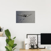 Een B-2-spirietvliegen over de Stille Oceaan Poster (Thuiskantoor)