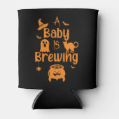 Een Baby is het brouwen van moederschap Halloween  Blikjeskoeler (Voorkant)